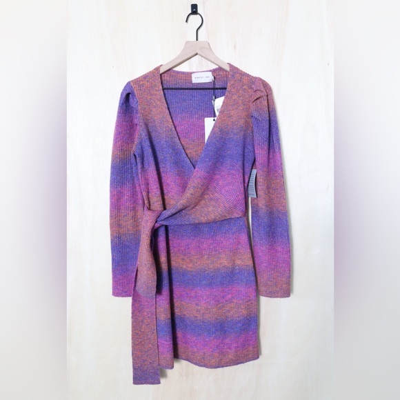 NWT Adelyn Rae Maia Ombré Long Sleeve Knit Wrap Sweater Dress In Orchid Sz Med - Picture 2 of 4